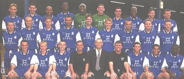 Squad photo 2000-01