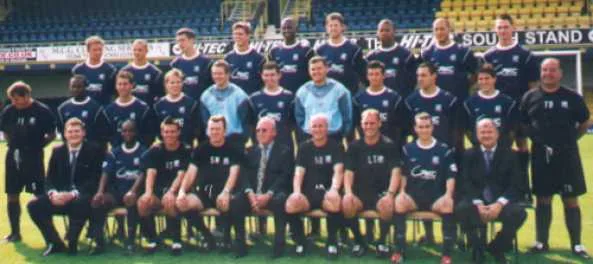 Squad photo 2003-04
