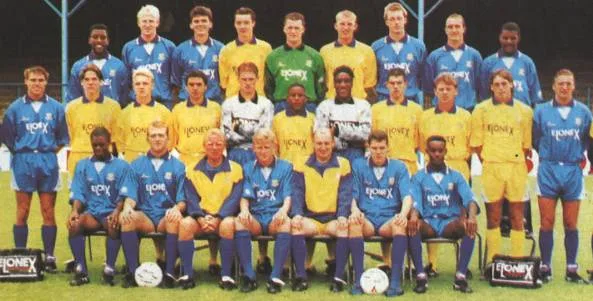 Squad photo 1992-93