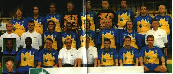 Squad photo 1997-98